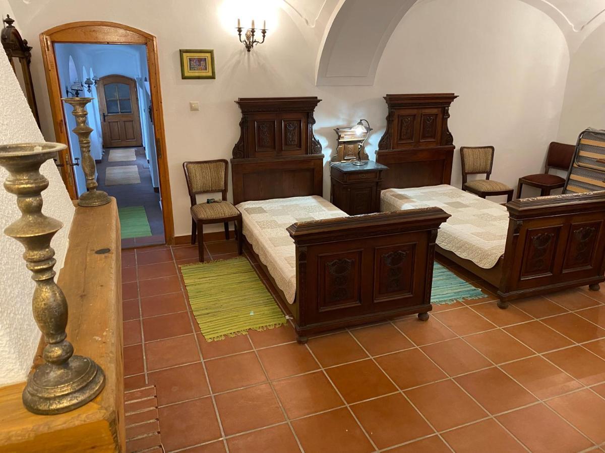Oereghaz 1839 Hotel Csopak Bagian luar foto