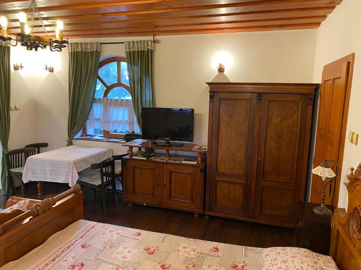 Oereghaz 1839 Hotel Csopak Bagian luar foto